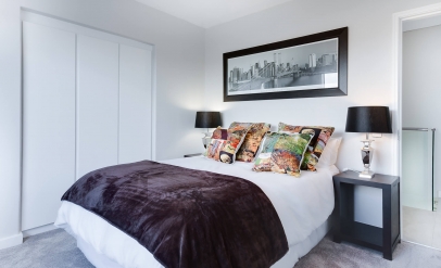 Bedrooms & Living Rooms
